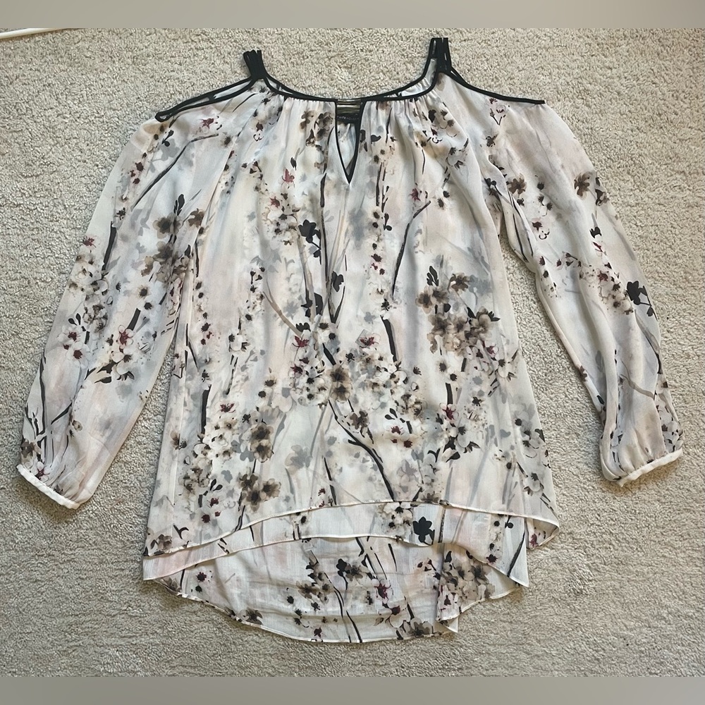 Sheer, lined, WhiteHouse BlackMarket top with cut-out/cold-shoulders, size XS